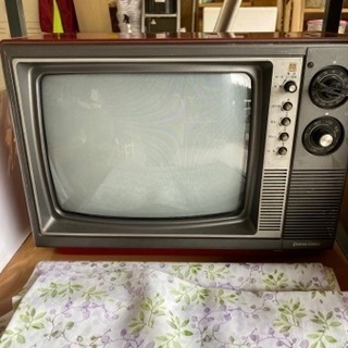 旧型カラーテレビ