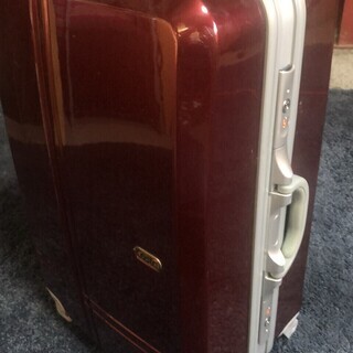 スーツケース　ワインレッド