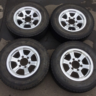 ハイエース等 15インチ アルミホイール 215/70R15 スタッドレスタイヤ 4本セット