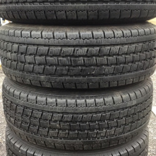 ハイエース等 15インチ アルミホイール 215/70R15 スタッドレスタイヤ 4本セット