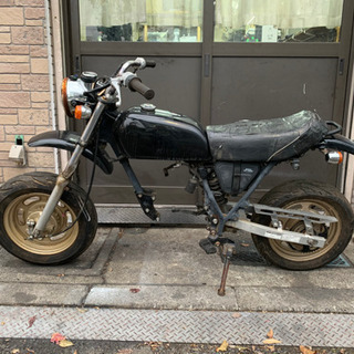 中華エイプ50 レストアベース