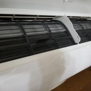 商談中。2018年製！2.5ｋ少し広めなお部屋にも対応！プラズマイオン搭載！キズが多いので激安！工事付き！保証付き！配送込！取り外し無料！エリア限定