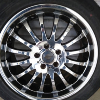 235/50R18のタイヤホイールセットの中古品です。