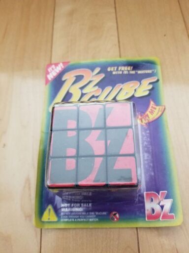B Z缶貯金箱 ルービックキューブ ローくん 周南のパーティグッズの中古あげます 譲ります ジモティーで不用品の処分