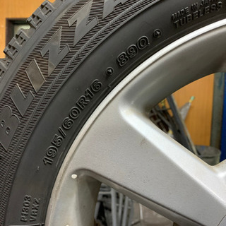 バリ山スタッドレスタイヤ‼️