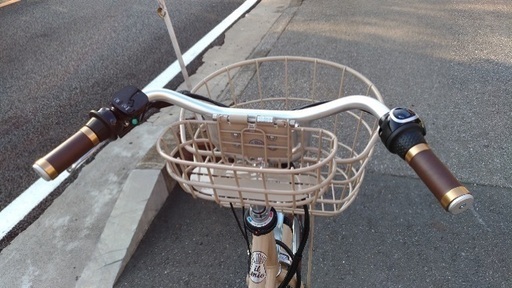 ブリヂストン電動自転車 イルミオ サンドベージュ IL4B49