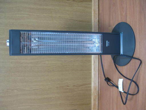 カーボンヒーター　YAMAZEN DCT-J063　電気ストーブ　電気ヒーター