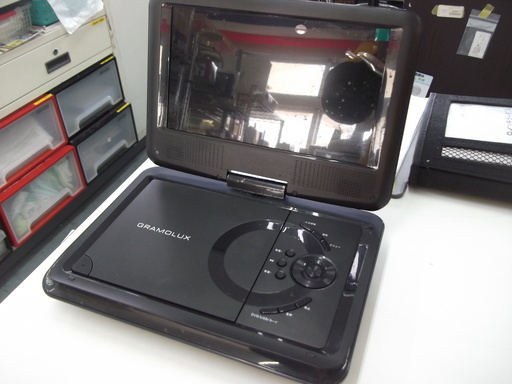 ID:G900843　９インチポータブルＤＶＤプレーヤー