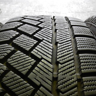 ユーロデザイン　１６インチ　スタッドレス　ＢＭＷ　３シリーズ　Ｅ９０