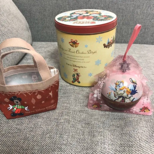 美品 ディズニー クリスマス 18 限定 お菓子 缶 バック 3つ セット もんちまる 安里のおもちゃの中古あげます 譲ります ジモティーで不用品の処分