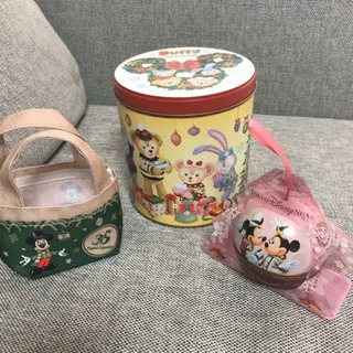 美品 ディズニー クリスマス 2018 限定 お菓子 缶 バック...