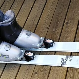 スキー板+ブーツ22.5ｃｍ+ストック