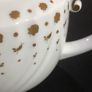 大倉陶園希少デザイン☆皇室御用達☆金蝕花瓶付き 28ピースティー