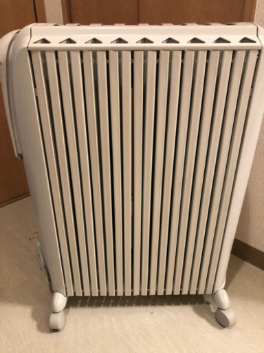 デロンギ　オイルヒーター