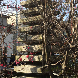 十三重石塔 十三ノ塔 多層塔 多重塔 石灯篭 御影石?【帰省時のみ