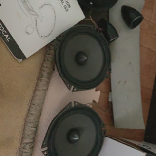 フォーカル　ユニバーサル　ISS 170