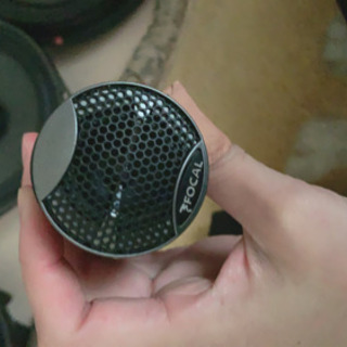 フォーカル　ユニバーサル　ISS 170