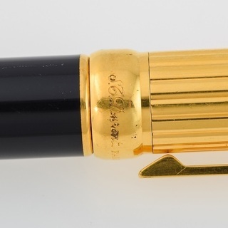 S.T.Dupont 万年筆 ブラックラッカー 品番B6-699