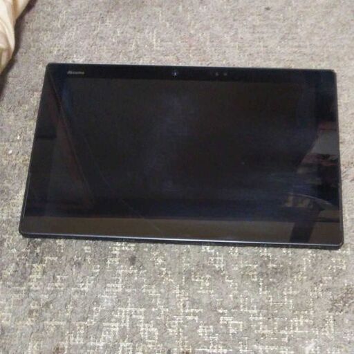 ドコモ 黒 タブレット F-04H