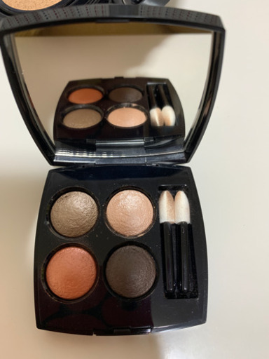 CHANEL アイシャドウ\u0026クッションファンデ