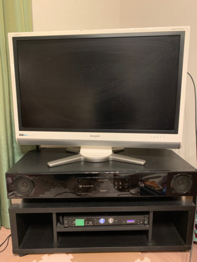AQUOS37型テレビ、テレビ台、シアターラックシステム、プレイヤー