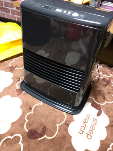 CORONA コロナ 石油ファンヒーター 取引中