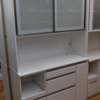 展示処分品のシギヤマ家具のレンジボードになります。