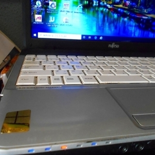 Fujitsu LifeBook A512/FX Win8　No.2