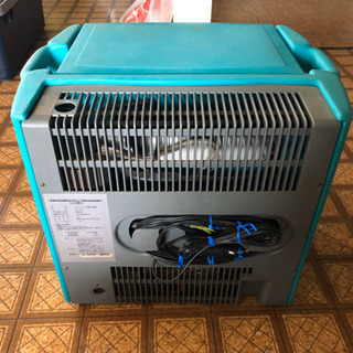 AC100V及びカセットガス冷蔵庫