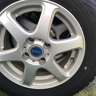 スタッドレスタイヤ4本セット ブリジストン175/70R14ポルテに使用して 