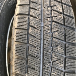 スタッドレスタイヤ4本セット ブリジストン175/70R14ポルテに使用して 