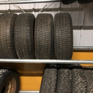 スパイクタイヤ　215/60R16 クーパー　マカロニピン 