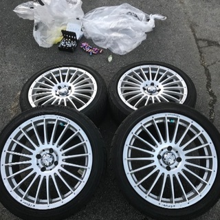 215/50R17 国産✨ バリ山‼️ ノーマルタイヤ レイズ ベルサス 4本 215/50R17 国産✨ バリ山‼️ ノーマルタイヤ レイズ ベルサス 4本 215