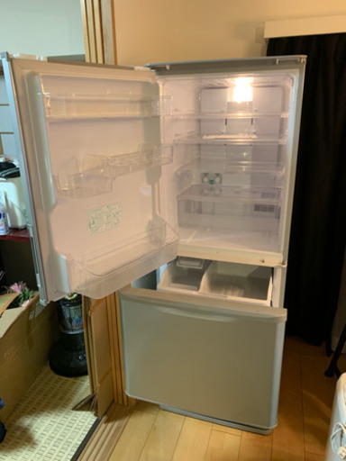 SHARP冷蔵冷凍庫