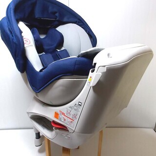 ●○送料無料！ (エールベベ) チャイルドシート/フード付きｂｙカーメイト○●
