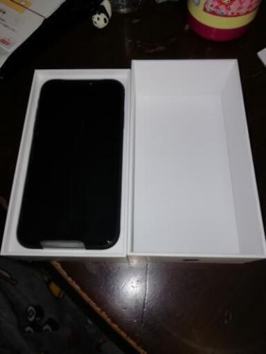 iPhoneXR au SIMフリー 64gb ブラック