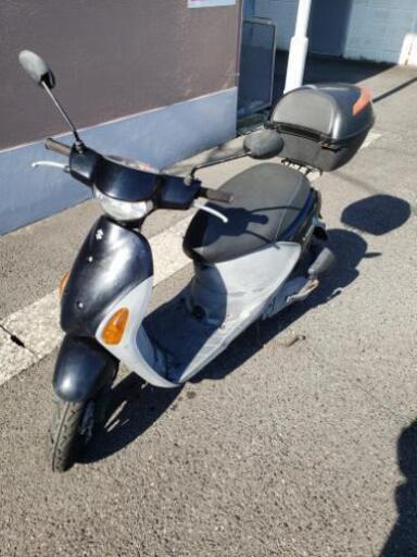 原付バイク10000円:通勤用使用 スズキレッツ4黒 計算したらガソリン1L