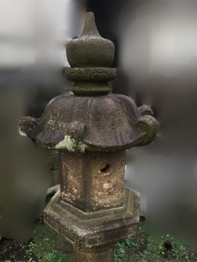 古い灯篭 灯籠 日本庭園 庭造り 苔