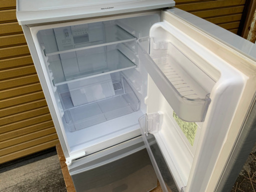 【値下げ】2015年製  SHARP 137L 冷蔵庫