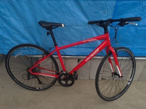 SPECIALIZED　SIRRUS クロスバイク　レッド アルミ　７００C　440ｍｍ 27速ギア