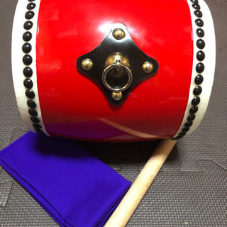 エイサー用 大太鼓（特小サイズ）赤塗り バチ付　紫の紐付き