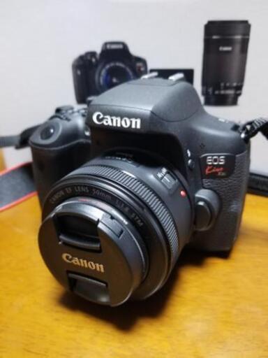美品　オプション多数付き　Canon EOS KISS X8I(W) Wズー…
