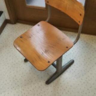 塾で使っていた椅子