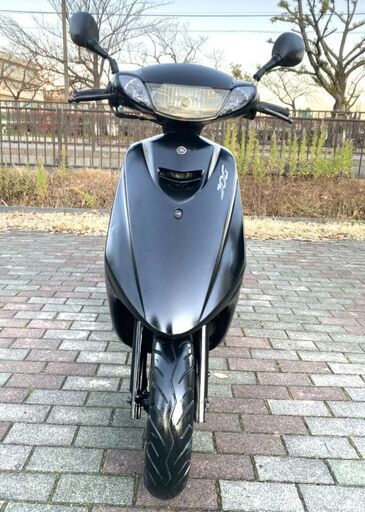 9384km。 優れたエンジン。 ヤマハ（ジョグ）、（SA39J）、バッテリーは新品、エンジンオイルは新品、バックタイヤはほぼ新品、フロントディスクブレーキ、燃料噴射システム。
