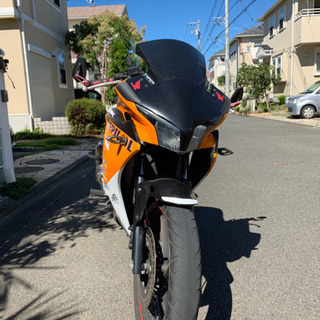 cbr125r レプソルカラー　ホンダ