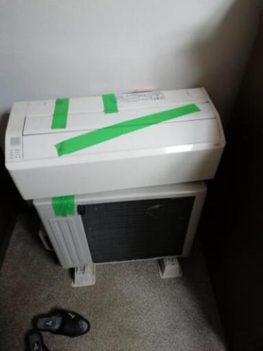 冷暖房用・自動掃除機能・エアコン・リモコン付