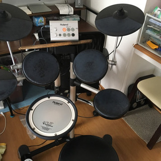 Roland電子ドラムとYAMAHAケーブル付き Roland電子ドラムとYAMAHAケーブル付き