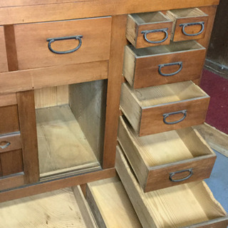 和家具　水屋　古民家　食器棚　 　幅139.8　　奥行43　　高さ150.5　 （ｃｍ）　水屋箪笥