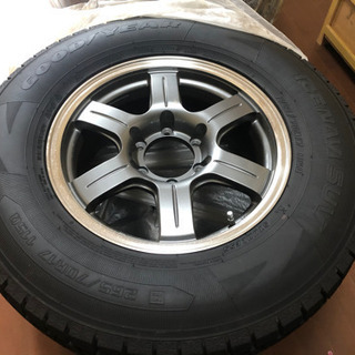 265/70R17 ホイール付き スタッドレスタイヤ 4本セット