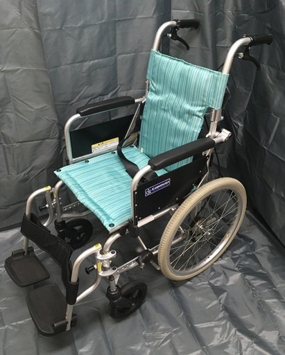介助式車いす 多機能型　KA818L-40B-HS　カワムラサイクル